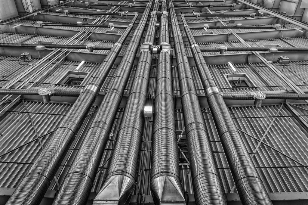 Tuyauteries techniques isolees en environnement HVAC